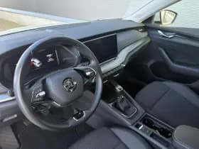 Škoda Octavia thumbnail 17
