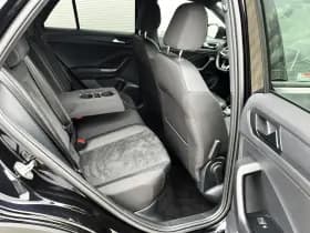 Volkswagen T-Roc thumbnail 36