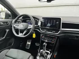 Volkswagen T-Roc thumbnail 39