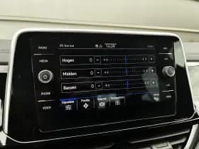 Volkswagen T-Roc thumbnail 45
