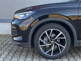 Volkswagen Tiguan thumbnail 15