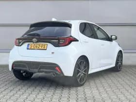 Toyota Yaris thumbnail 2