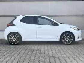 Toyota Yaris thumbnail 3