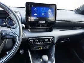 Toyota Yaris thumbnail 24
