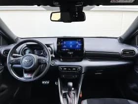 Toyota Yaris thumbnail 5