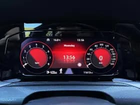 Volkswagen Golf thumbnail 23