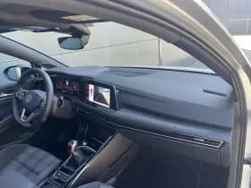 Volkswagen Golf thumbnail 34