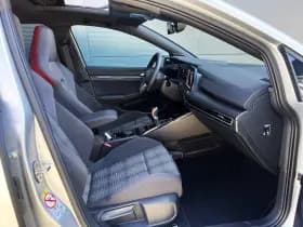 Volkswagen Golf thumbnail 35