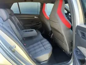 Volkswagen Golf thumbnail 36