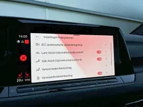 Volkswagen Golf thumbnail 45