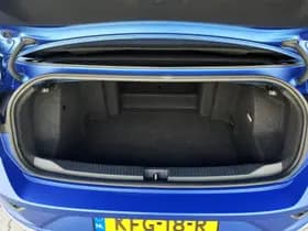 Volkswagen T-Roc thumbnail 19