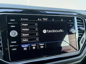 Volkswagen T-Roc thumbnail 50