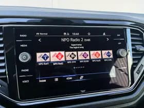 Volkswagen T-Roc thumbnail 53