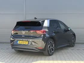 Volkswagen ID.3 thumbnail 2