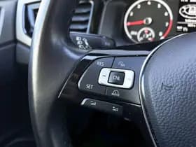 Volkswagen Polo thumbnail 24