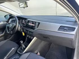 Volkswagen Polo thumbnail 45