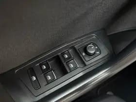 Volkswagen T-Roc thumbnail 20