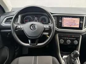Volkswagen T-Roc thumbnail 22