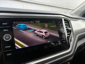 Volkswagen T-Roc thumbnail 31