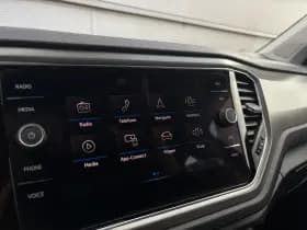 Volkswagen T-Roc thumbnail 33