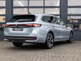 Volkswagen Passat thumbnail 2