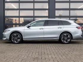 Volkswagen Passat thumbnail 12