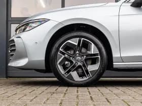 Volkswagen Passat thumbnail 13