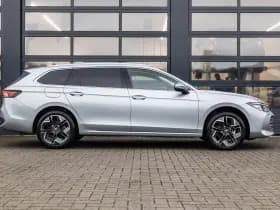 Volkswagen Passat thumbnail 3