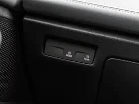 Volkswagen Passat thumbnail 35