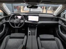 Volkswagen Passat thumbnail 5