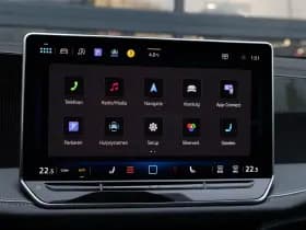 Volkswagen Passat thumbnail 42