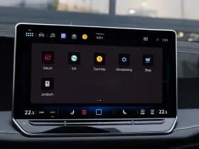 Volkswagen Passat thumbnail 43