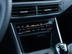 Volkswagen Polo thumbnail 36