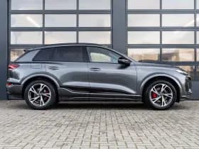 Audi Q6 e-tron thumbnail 3