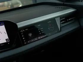 Audi Q6 e-tron thumbnail 45