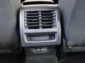 Volkswagen Golf thumbnail 33