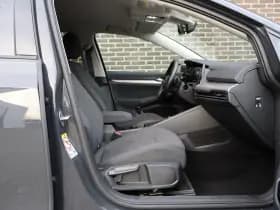 Volkswagen Golf thumbnail 34