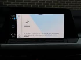 Volkswagen Golf thumbnail 38