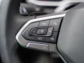 Volkswagen Polo thumbnail 24