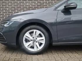 Volkswagen Golf thumbnail 11