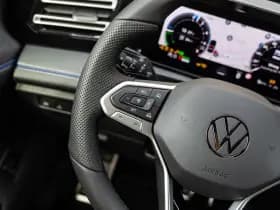 Volkswagen Tiguan thumbnail 32