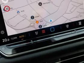 Volkswagen Tiguan thumbnail 51