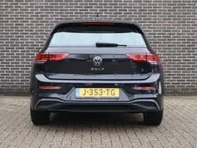 Volkswagen Golf thumbnail 11