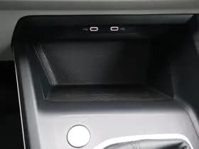 Volkswagen Golf thumbnail 28