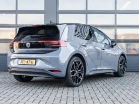 Volkswagen ID.3 thumbnail 2