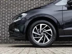 Volkswagen Golf thumbnail 15