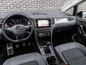Volkswagen Golf thumbnail 31