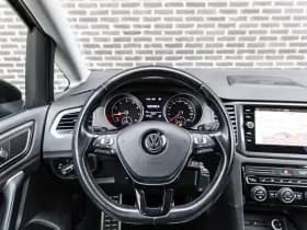 Volkswagen Golf thumbnail 34