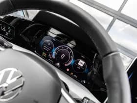 Volkswagen Golf thumbnail 27