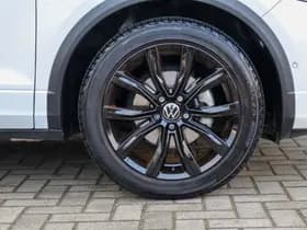 Volkswagen T-Roc thumbnail 13